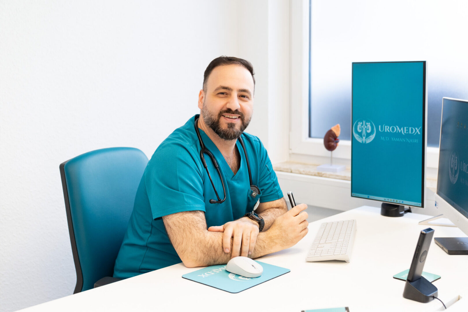 Dr. Yaman Nasri